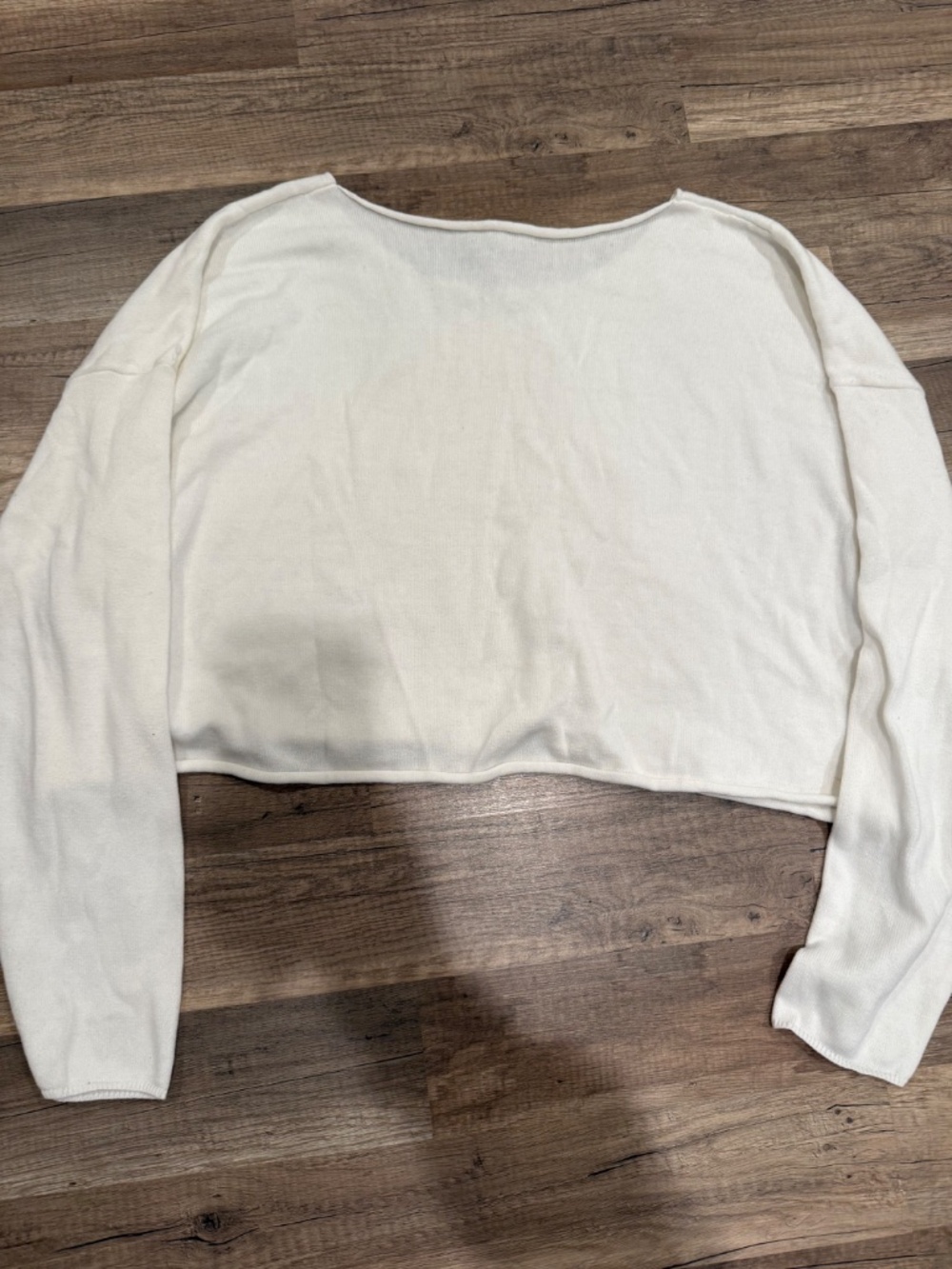 Brandy Melville women’s off the shoulder sweater - Picture 3 of 3